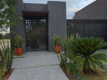 Villa Lucca: Home Luxury Living