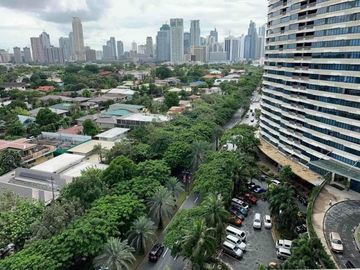A0427 - Nicely Furnished 2BR For Rent in One Rockwell