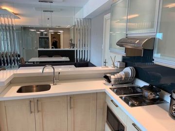 A0427 - Nicely Furnished 2BR For Rent in One Rockwell