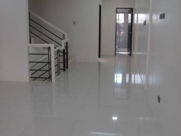Townhouse in Kamias Quezon City Forsale at