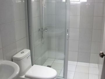 Townhouse in Kamias Quezon City Forsale at