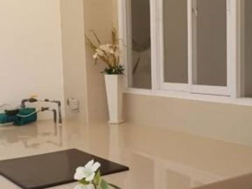 Rumah Taman Mutiara STRATEGIS, CLUSTER DEPAN, SEMI FURNISH