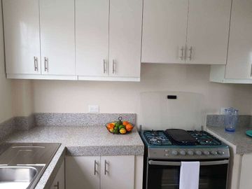 Venta de casa esquinera lista a estrenar en urb, casalaguna a pocos min. de Riocentro el Dorado - acepto Biess.
