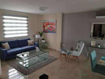 Venta de casa esquinera lista a estrenar en urb, casalaguna a pocos min. de Riocentro el Dorado - acepto Biess.