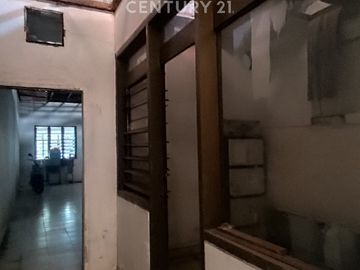 Rumah Luas Hitung Tanah Di Pulomas Jakarta Timur S8924