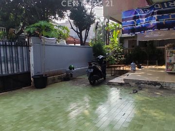Rumah Luas Hitung Tanah Di Pulomas Jakarta Timur S8924