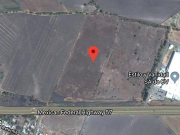 SOBRE CARRETERA QRO-SLP, TERRENO INDUSTRIAL 6HAS,  en VENTA, $24,000,000 MX (SM)
