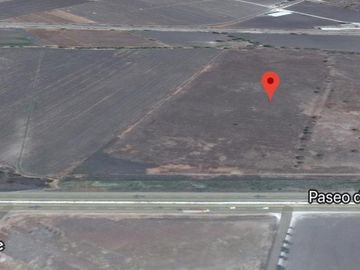 SOBRE CARRETERA QRO-SLP, TERRENO INDUSTRIAL 6HAS,  en VENTA, $24,000,000 MX (SM)