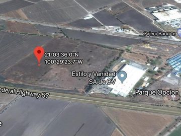 SOBRE CARRETERA QRO-SLP, TERRENO INDUSTRIAL 6HAS,  en VENTA, $24,000,000 MX (SM)