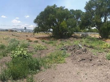SOBRE CARRETERA QRO-SLP, TERRENO INDUSTRIAL 6HAS,  en VENTA, $24,000,000 MX (SM)