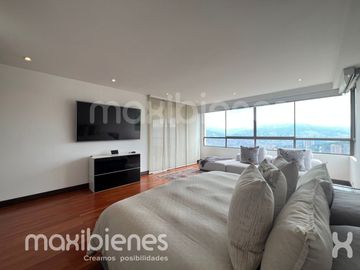 apartamento en arriendo en el tesoro. Cod A69367