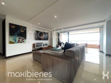 apartamento en arriendo en el tesoro. Cod A69367