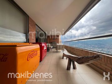 apartamento en arriendo en el tesoro. Cod A69367