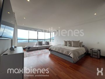 apartamento en arriendo en el tesoro. Cod A69367