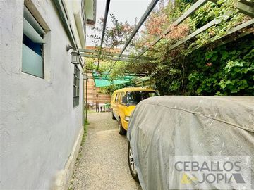 Casa en venta de 8 dorm. en Villa Alemana