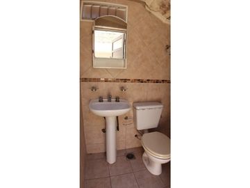 Chalet 5 dormitorios con piscina y jardín, Villa San Martín