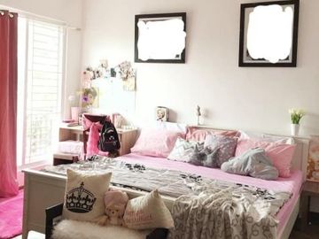 Rumah 2 lantai, SHM, Hadap Selatan, Underground Cable, Modern Hill, Pondok Cabe