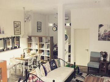 Rumah 2 lantai, SHM, Hadap Selatan, Underground Cable, Modern Hill, Pondok Cabe