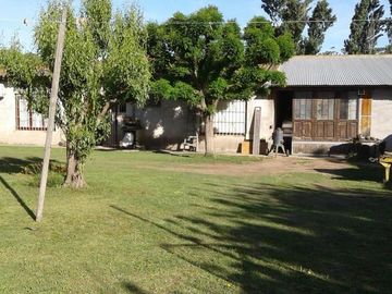 Casa quinta sobre lote de 10.000m2 en Necochea