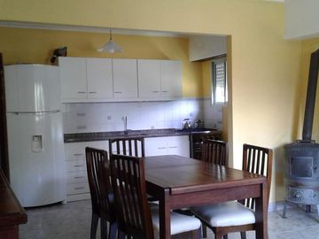 Casa quinta sobre lote de 10.000m2 en Necochea