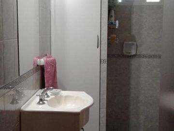 Casa quinta sobre lote de 10.000m2 en Necochea