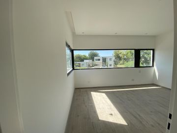 Venta Casa Santo Tomas - Lote Esquina - A ESTRENAR