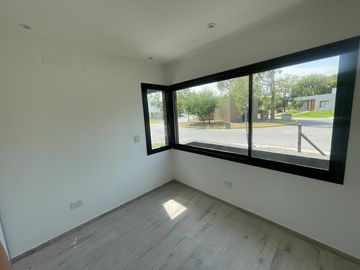 Venta Casa Santo Tomas - Lote Esquina - A ESTRENAR