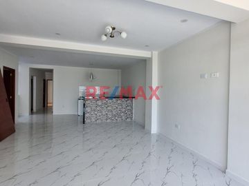 DEPARTAMENTO EN VENTA EN LA URBANIZACIÓN LOS SAUCES PIMENTEL
Un lugar seguro para vivir rodeado de parques y jardines,muy cerca de todo lo que necesi
