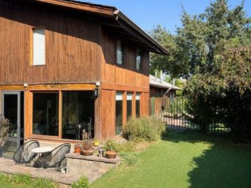 Casa en venta de 3 dorm. en Las Condes