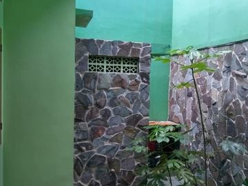 Rumah 1 lantai siap huni semi furnished di juragan sinda dekat ui depok