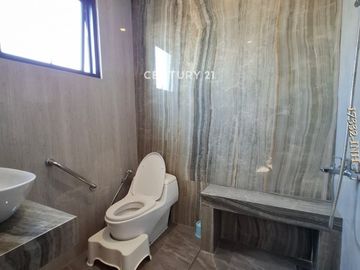Disewakan Rumah Mewah Di Paradise Serpong City