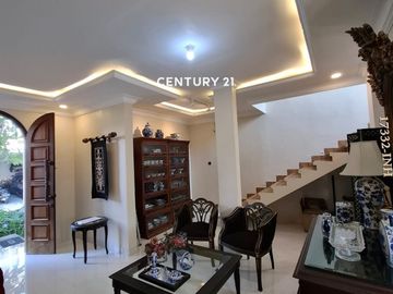Disewakan Rumah Mewah Di Paradise Serpong City