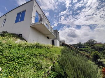 VENTA de CASAS en PEREIRA