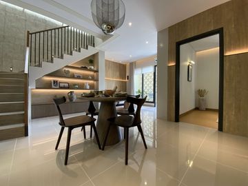 Rumah Mewah 2 Lantai Carson Gading Serpong Harga Murah Dekat Mall Tol