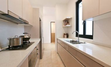 3 Bedroom Condominium in Fortune Hill
