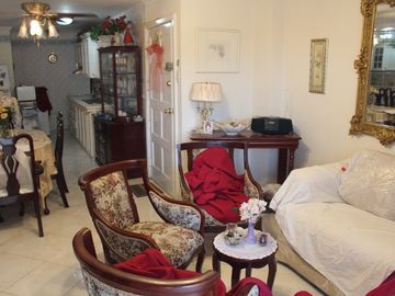 Bargan Priced Salinas Condo: Se Vende Condominio Cerca del Mar en San Lorenzo - Salinas