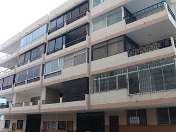 Bargan Priced Salinas Condo: Se Vende Condominio Cerca del Mar en San Lorenzo - Salinas
