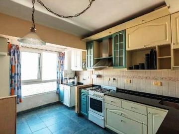 Venta DUPLEX 4 AMBIENTES  AV. BELGRANO AL 3200 US$ 298.000