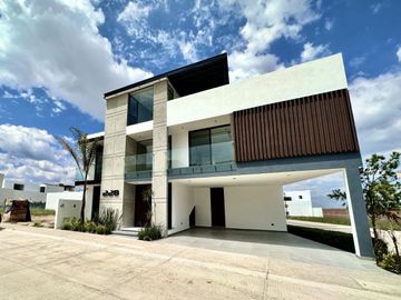 VENTA CASA EN TAMARINDOS