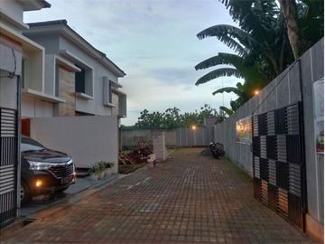 Rumah Town House Siap Huni Dkt Jalan Raya Wibawa Mukti Jati Asih Bekasi