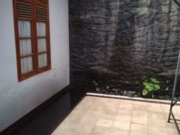 Rumah dii komplek Aman dan Asri lokasi Antapani Bandung | MEYJ