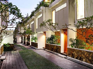VILLA RUNNING DI LEBAH SARI PETITENGET BADUNG