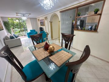 apartamento en venta en aguacatala. Cod V776179
