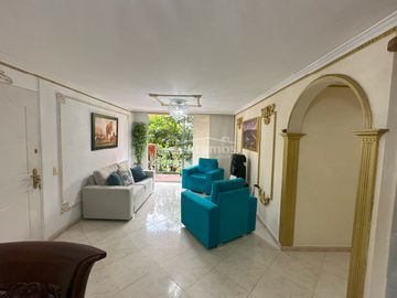 apartamento en venta en aguacatala. Cod V776179