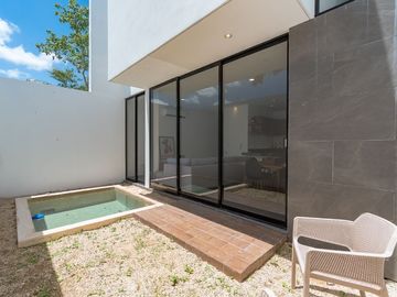 Casa  en venta en Mérida Yucatán, Privada Áyrea Cholul
