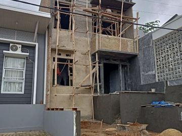Rumah cluster 2 lantai okasi strategis di jalan imam bonjol