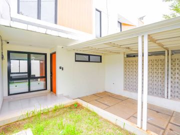 Rumah Asri 8 Menit ke Mall The Park Sawangan 2 Lt Dibantu KPR J-41132