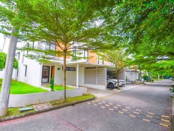 Rumah Asri 8 Menit ke Mall The Park Sawangan 2 Lt Dibantu KPR J-41132