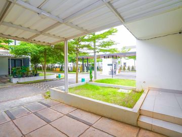Rumah Asri 8 Menit ke Mall The Park Sawangan 2 Lt Dibantu KPR J-41132