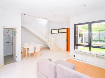Rumah Asri 8 Menit ke Mall The Park Sawangan 2 Lt Dibantu KPR J-41132